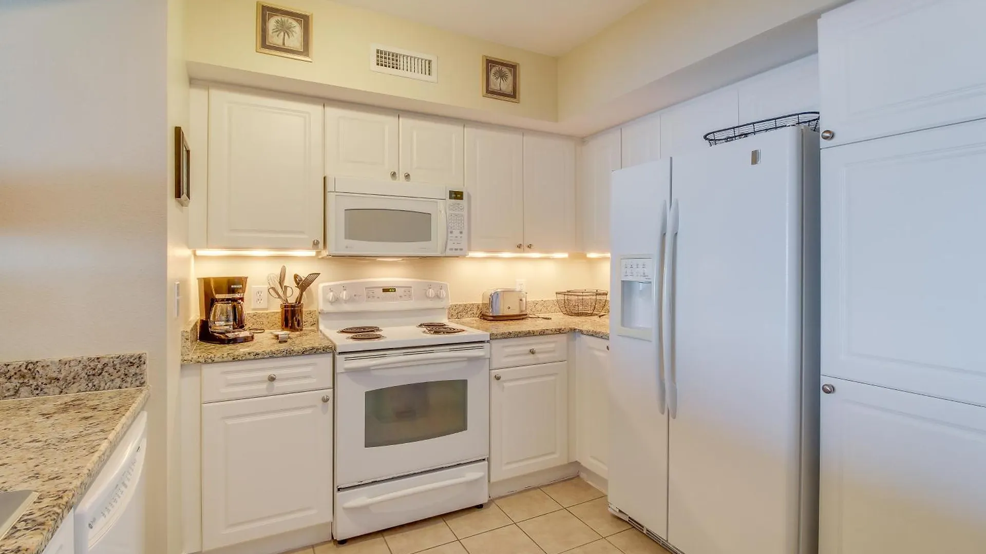 Emerald Beach Resort Panama City Beach Apartment