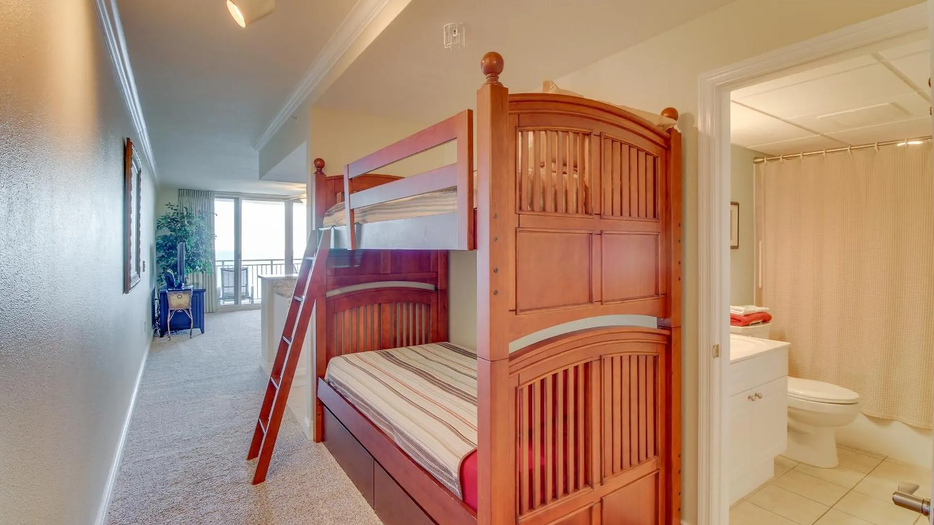 Emerald Beach Resort Panama City Beach Apartment